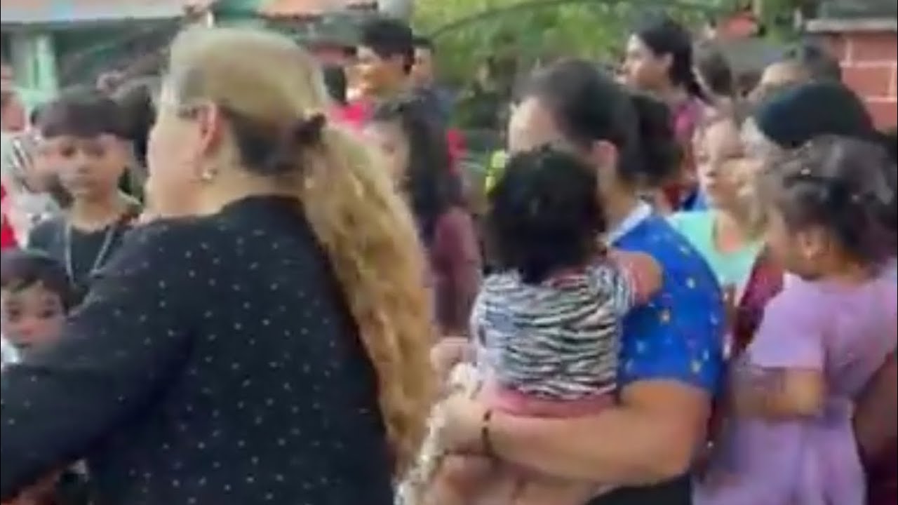En Contacto con Dios, compartimos la palabra de Dios a los pequeños, entregar todo a Jesucristo.