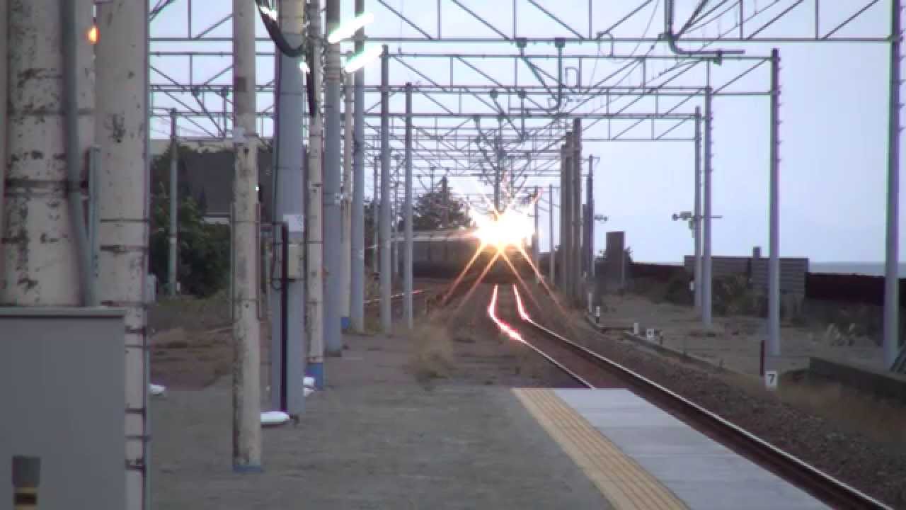 市振駅 列車接近メロディ　【村の鍛冶屋♪ エリーゼのために♪】　特急はくたか ＆ 札幌行き　8001レ　トワイライトエクスプレス　～北陸本線～