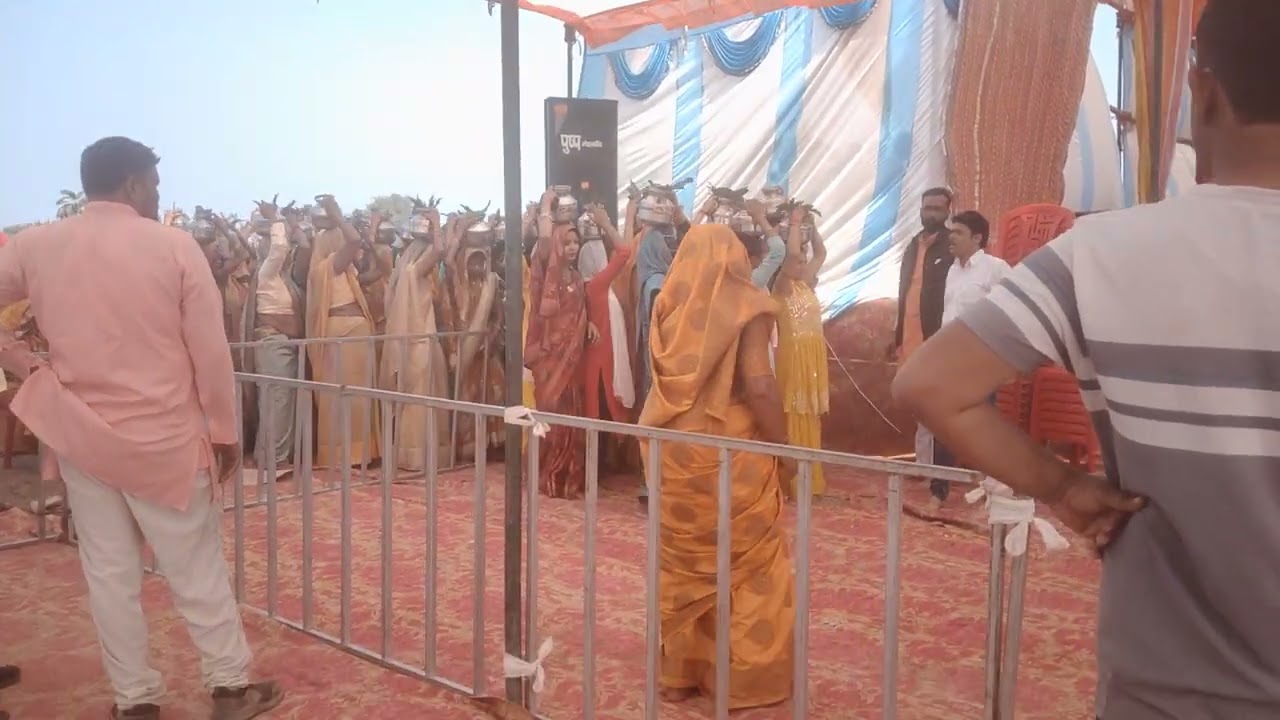 करवास में कलश यात्रा निकालते हुए 11.2.2026
