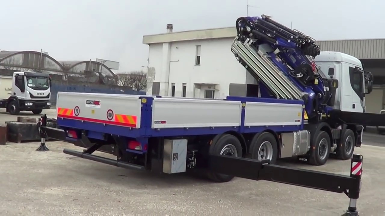 Iveco Stralis 4 assi - Pianale ribassato allungabile con gru Fassi F1150RA.2.28