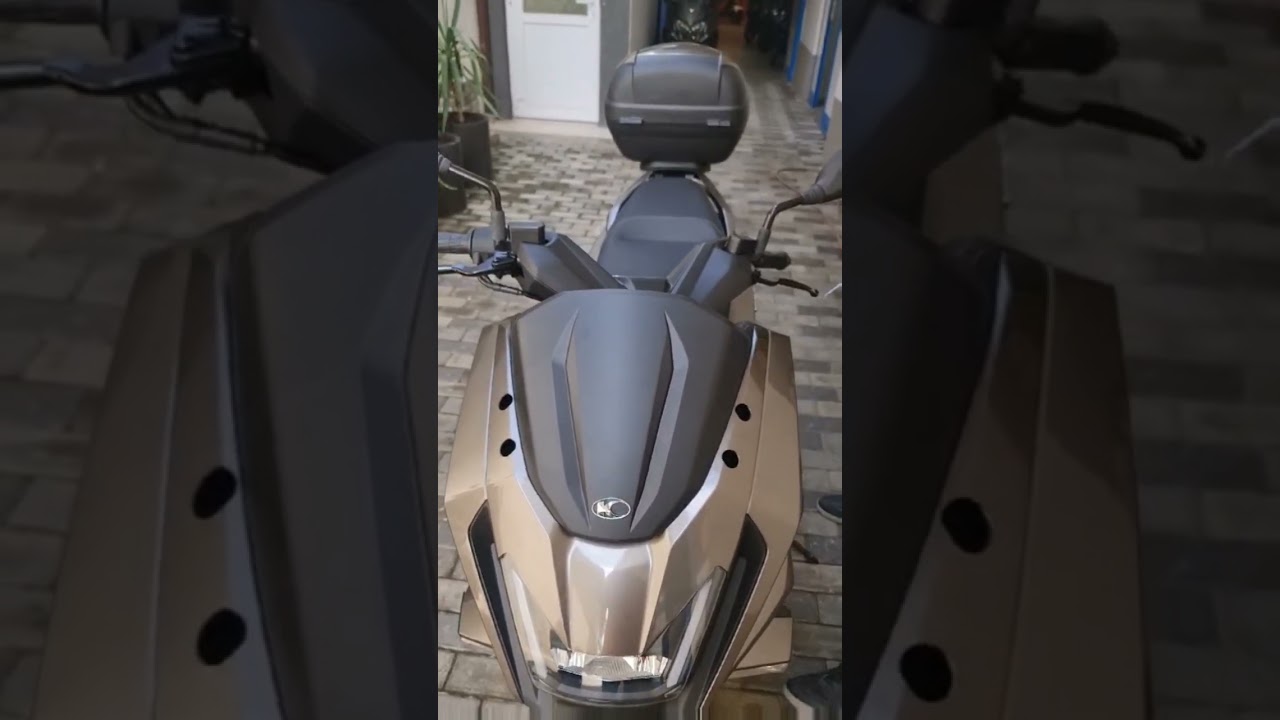 Kymco Skytown 125cc- Demontare/Montare acumulator