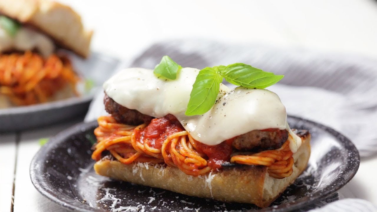 11 Sandwiches That'll Make You Want Lunch at 10 AM!
