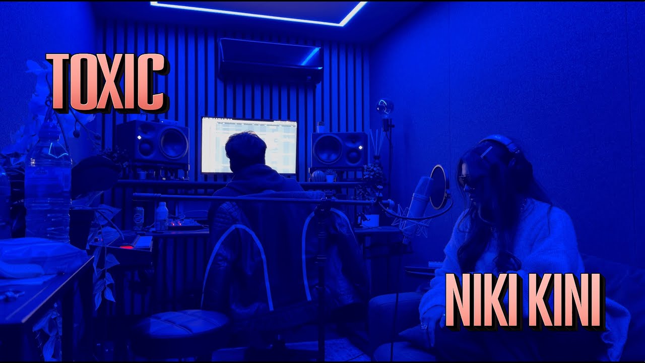 Niki Kini - Toxic (Britney Spears Cover)