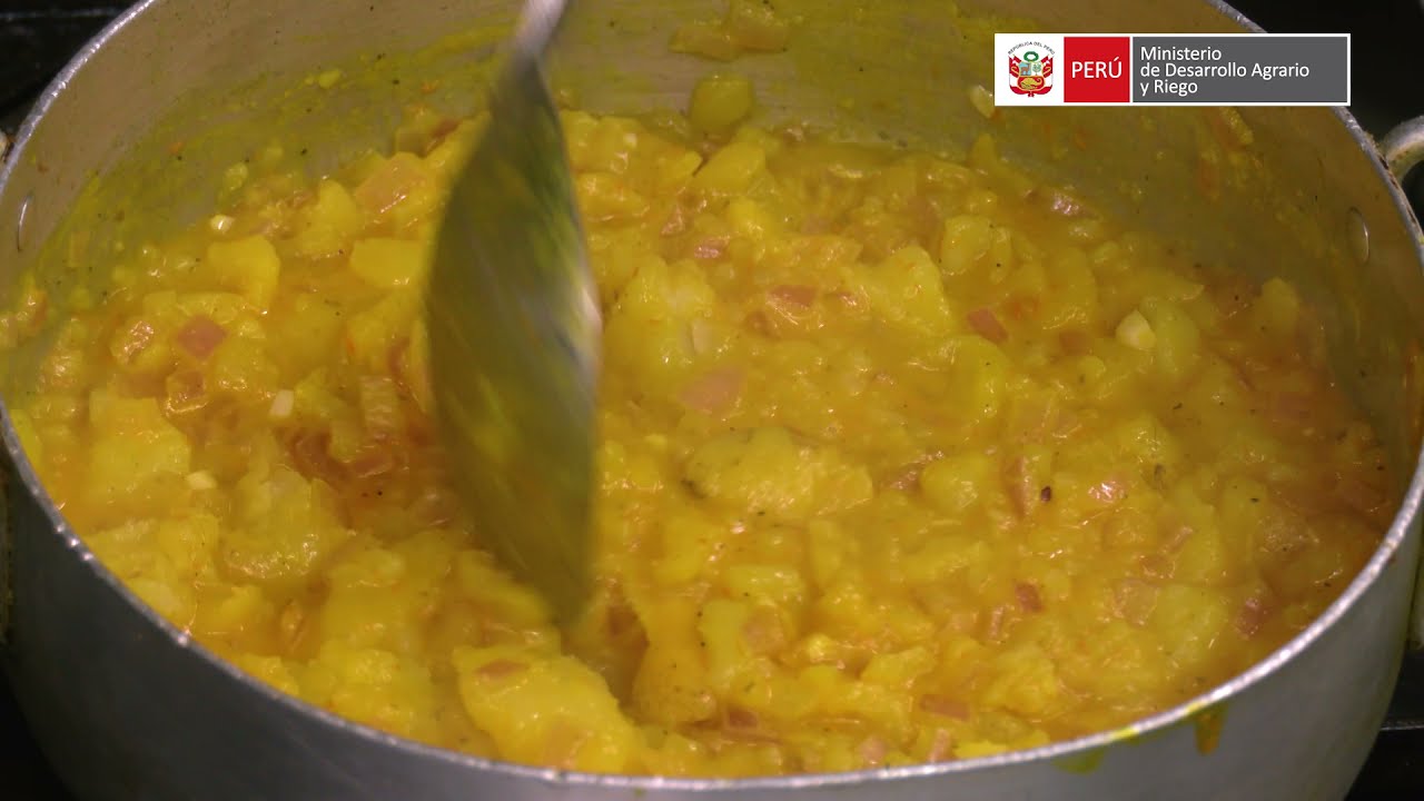 Cómo preparar el verdadero ajiaco de olluco con queso peruano - RECETA COMPLETA