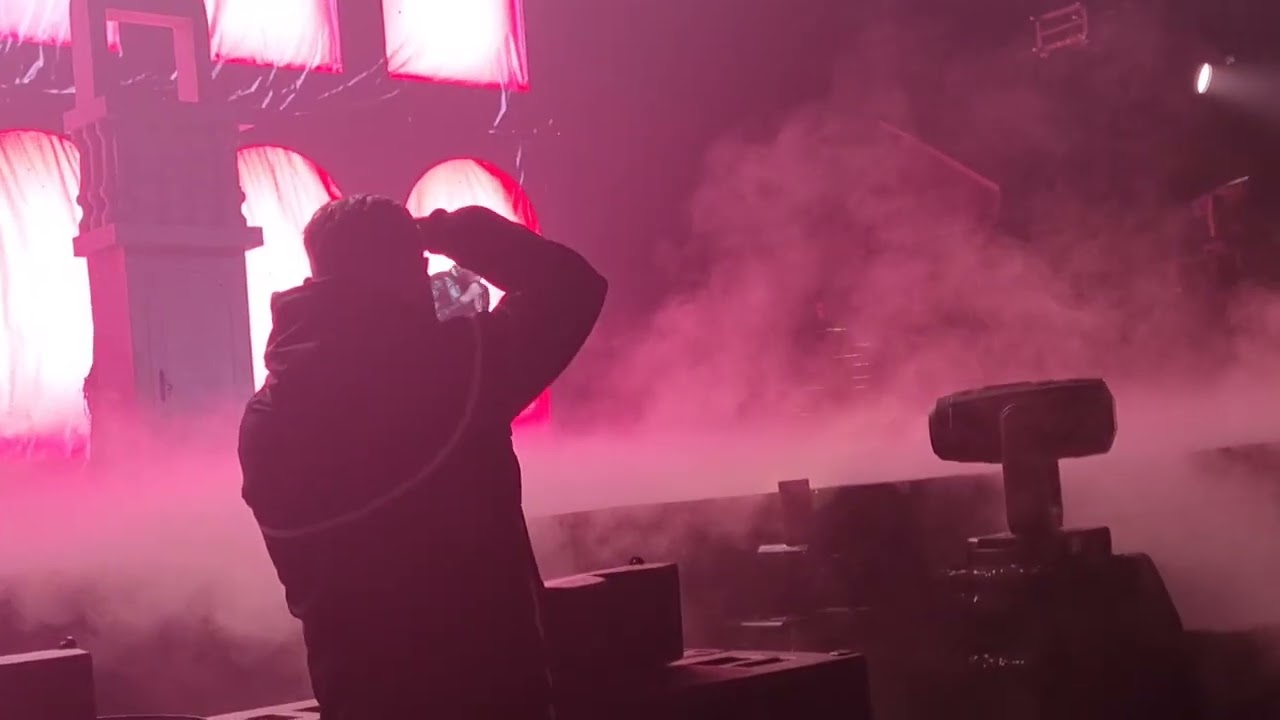 Laylow - 10' (Live Bercy 13.03.22)