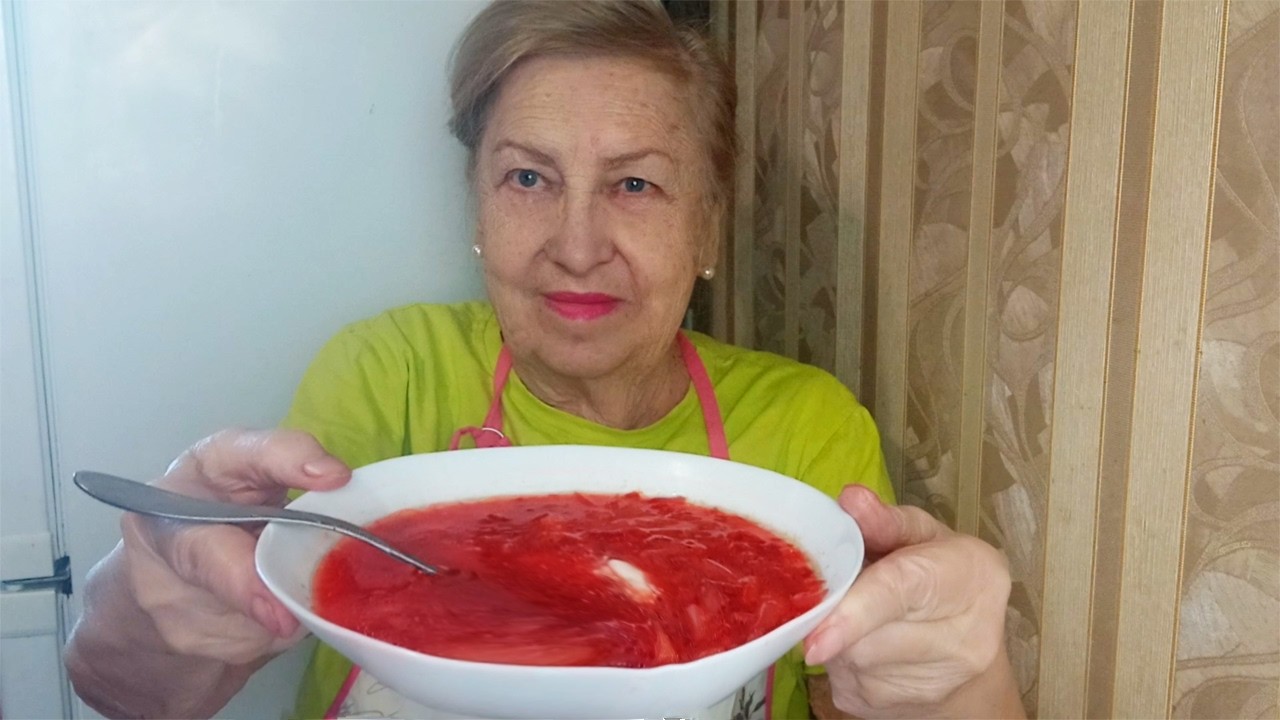 Мой фирменный рецепт красного борща.Борщ получается яркого цвета и необыкновенно вкусный.