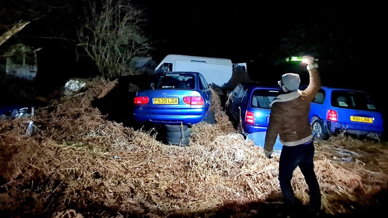 Exploring A Hoarders House Filled With ABANDONED Cars And Vans - Abandoned Places