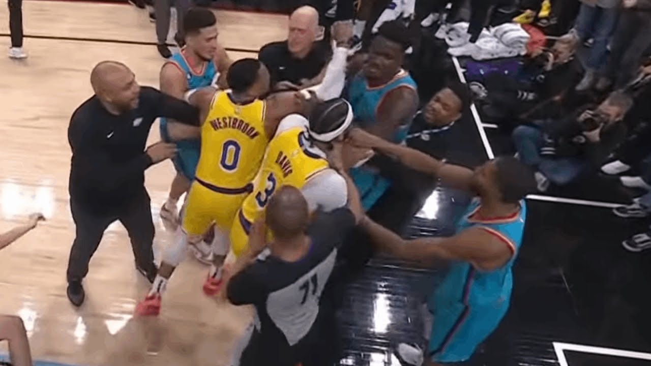 HUGE FIGHT! BOOKER & AYTON TAUNT REEVES! BEVERLY ATTACKS HIM! EJECTION! TECH FOULS GIVEN!
