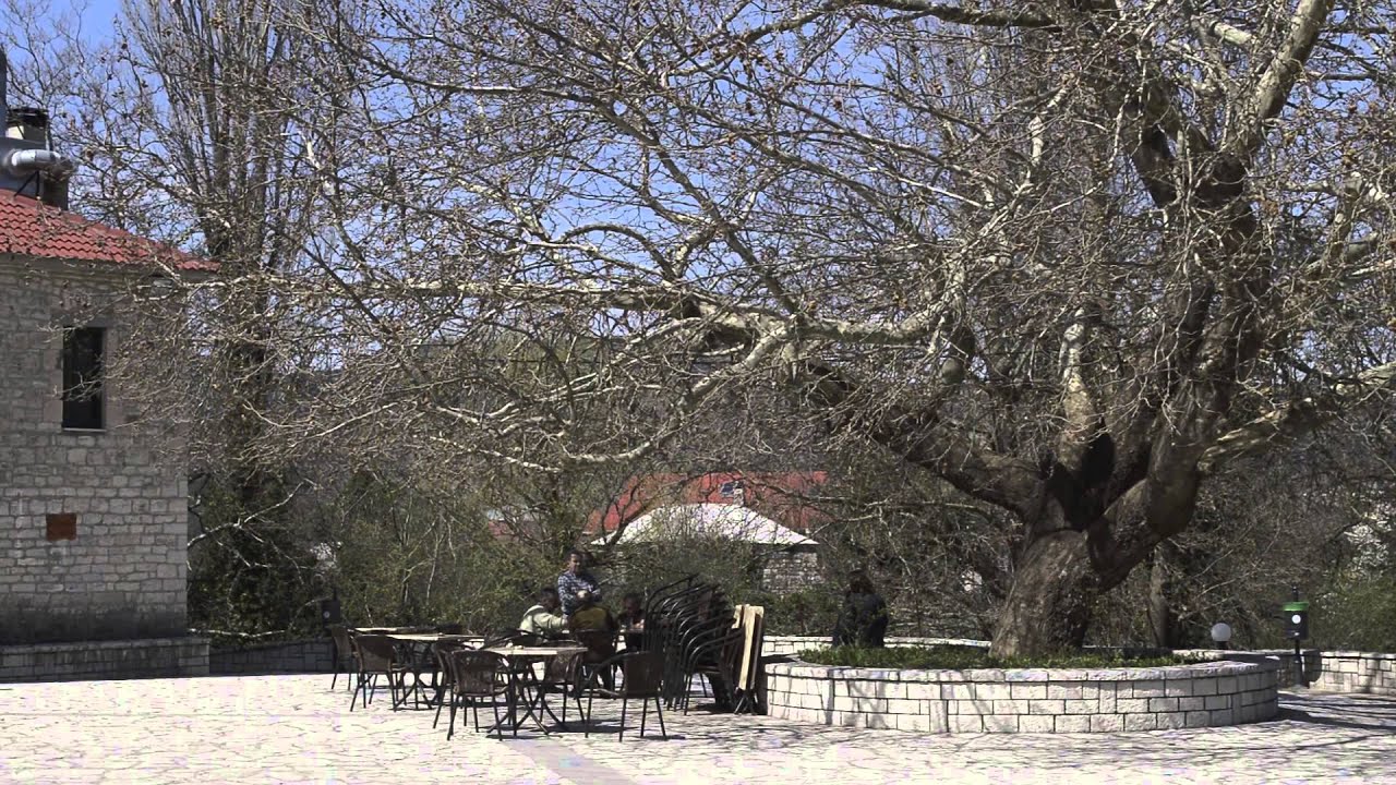 Tour of the village of Megalo Peristeri