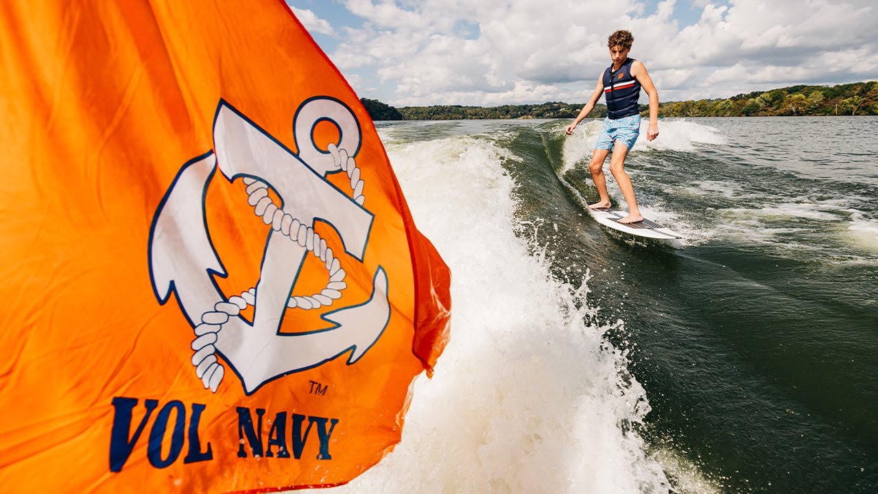 Most Iconic Cities to Experience by Boat: Knoxville, TN