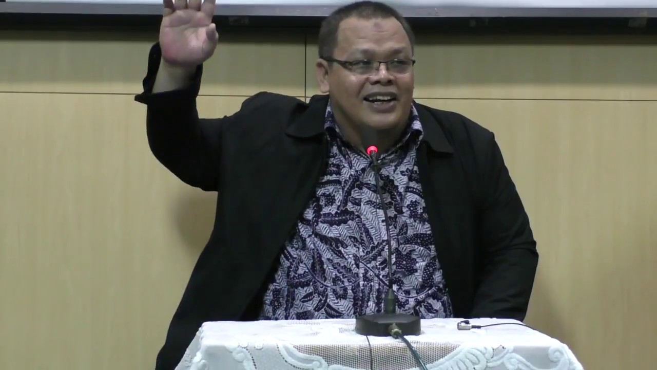 Ust.  Harry Santosa: Mengenal FBE Fitrah Based Education