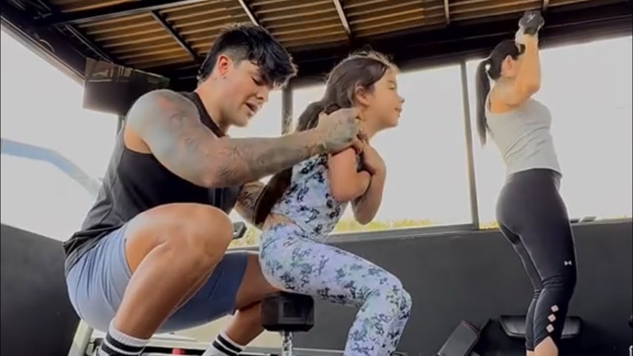 Los feria entregando a Salomé en el gimnasio 😅🥹❤️‍🩹🫶🏼