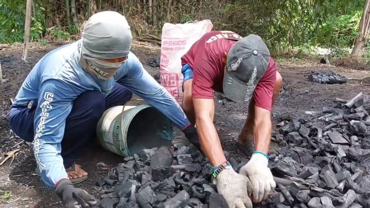 PAANO GUMAWA NG ULING MULA SA KAHOY FULL VIDEO