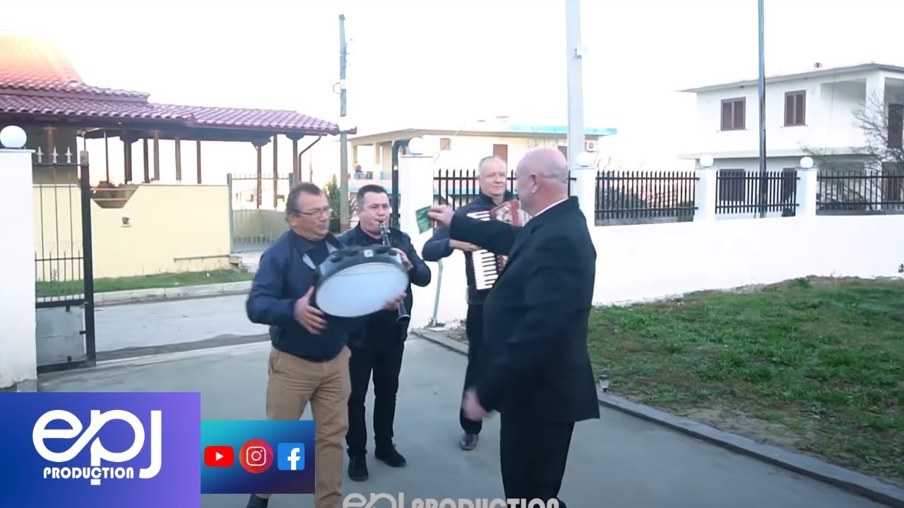 I Zoti Shtepis ne Pritje te Sazeve te shtepia - Dasma Shqiptare 2023