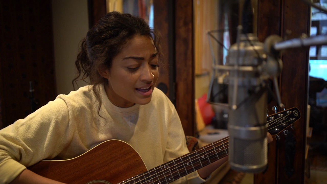Ed Sheeran - Shape of You (Cover) by Dana Williams
