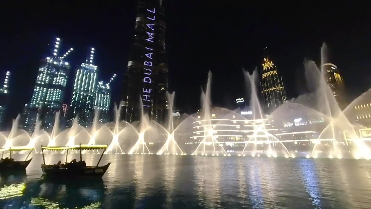 [VR180] The Dubai Fountain Show 