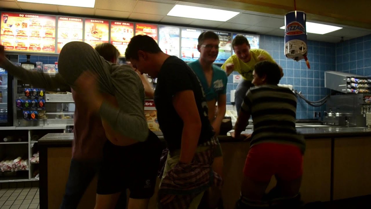 The Harlem Shake - FastFood Style
