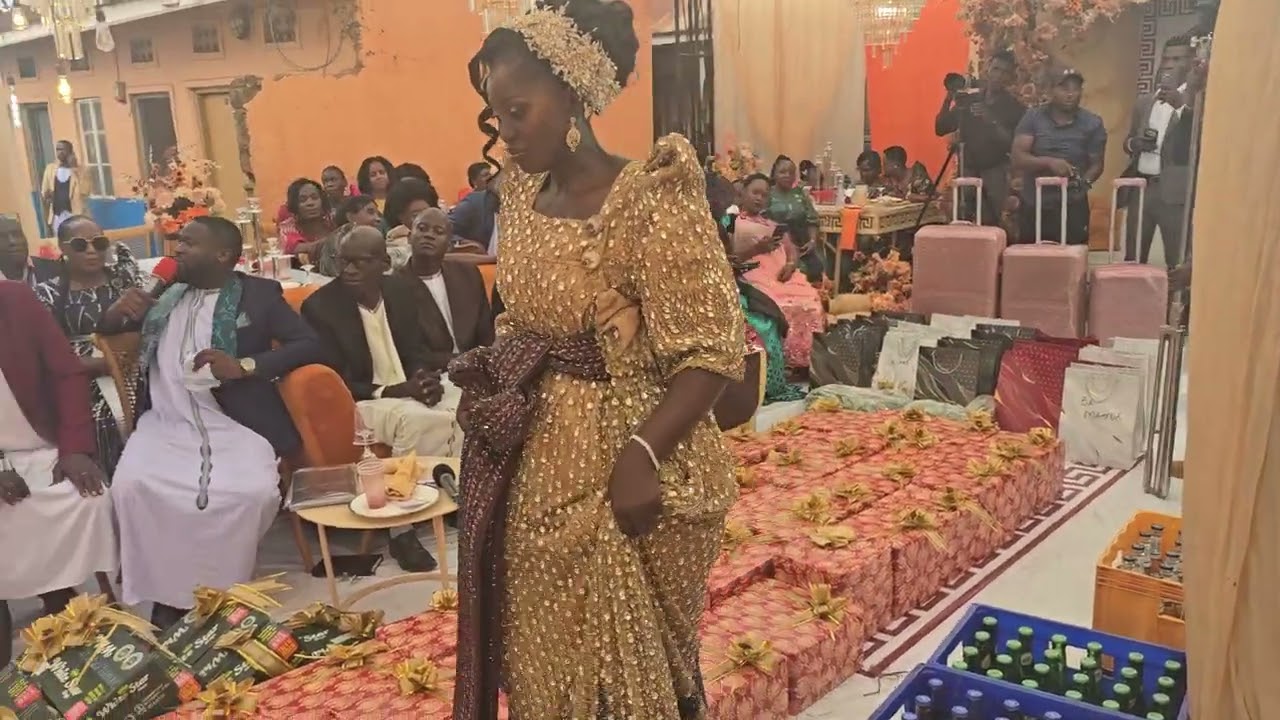 Presentation of the gifts to the bride to be. Congratulations Suzie Nazziwa.