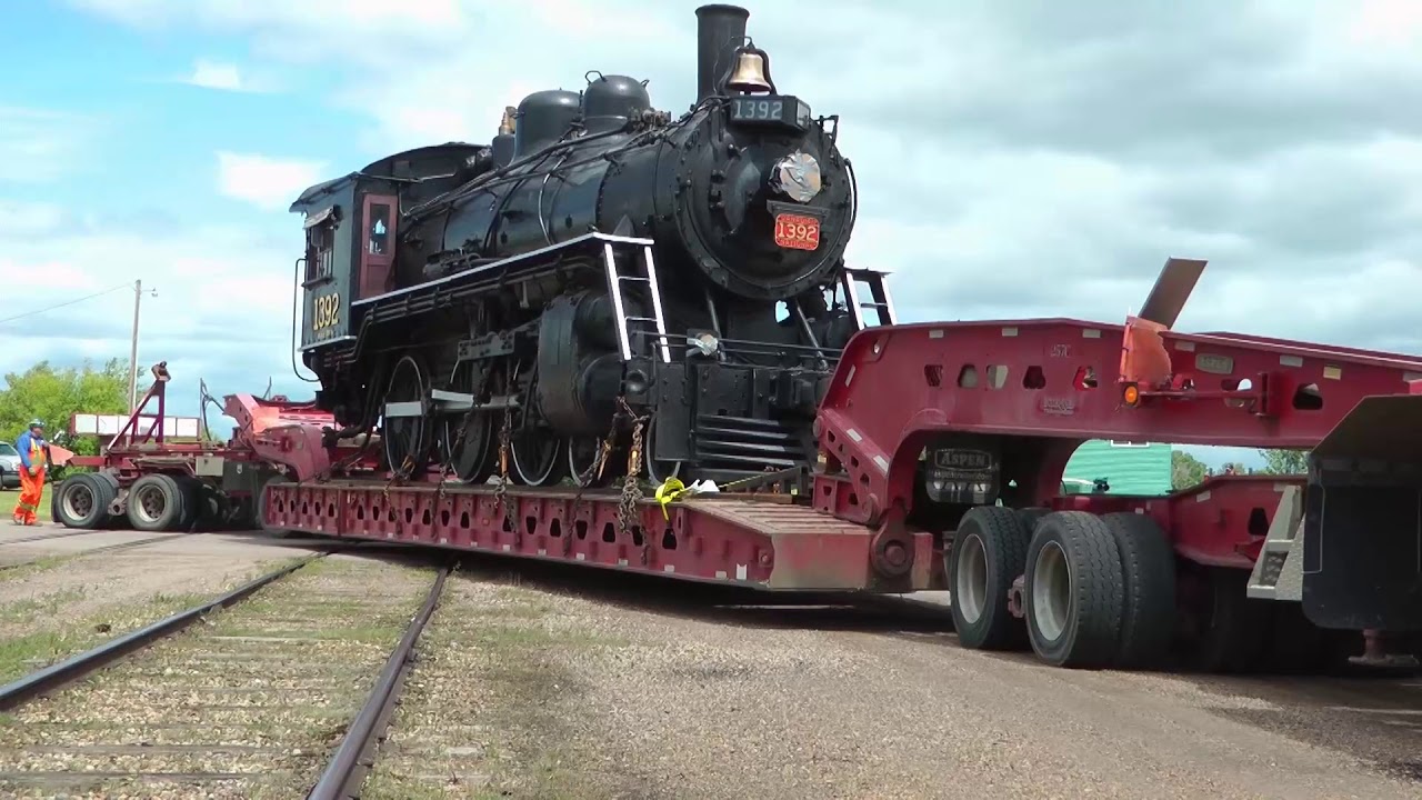 Alberta Railway Museum steam loco 1392 travels by highway to Stettler for Rails and Tails