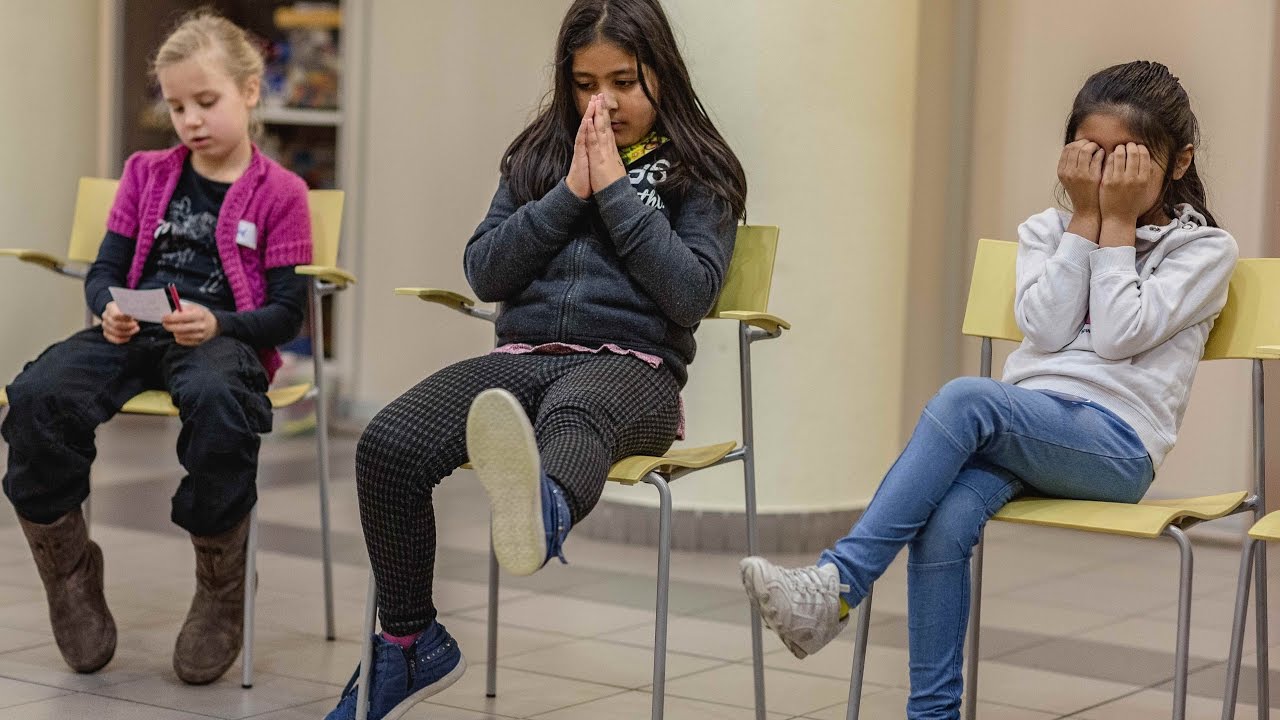 Moslimkinderen gaan naar christelijke club in Den Haag