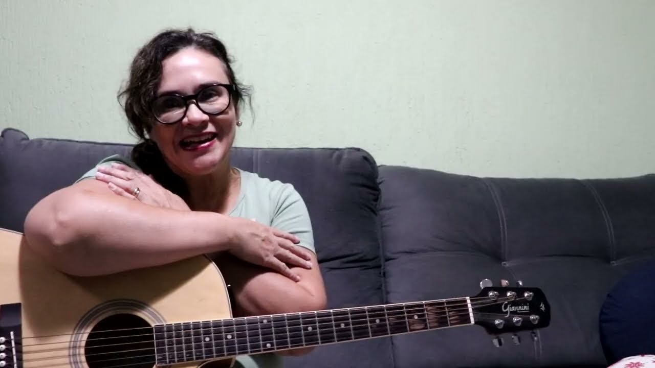 Hino Oficial do Jubileu 2025 - Peregrinos de Esperança (versão violão) voz solo - tom mais baixo