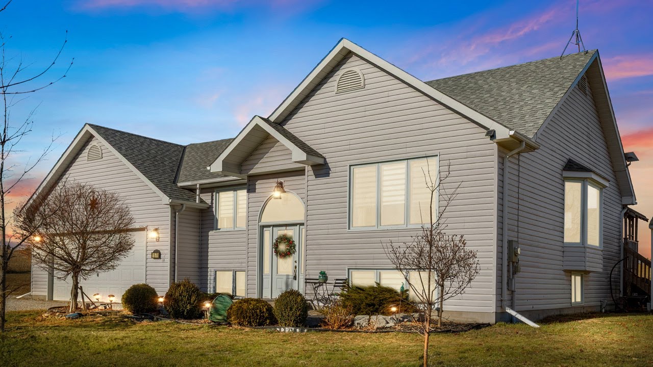 1578 Sturgeon Road - Dunsford, Ontario