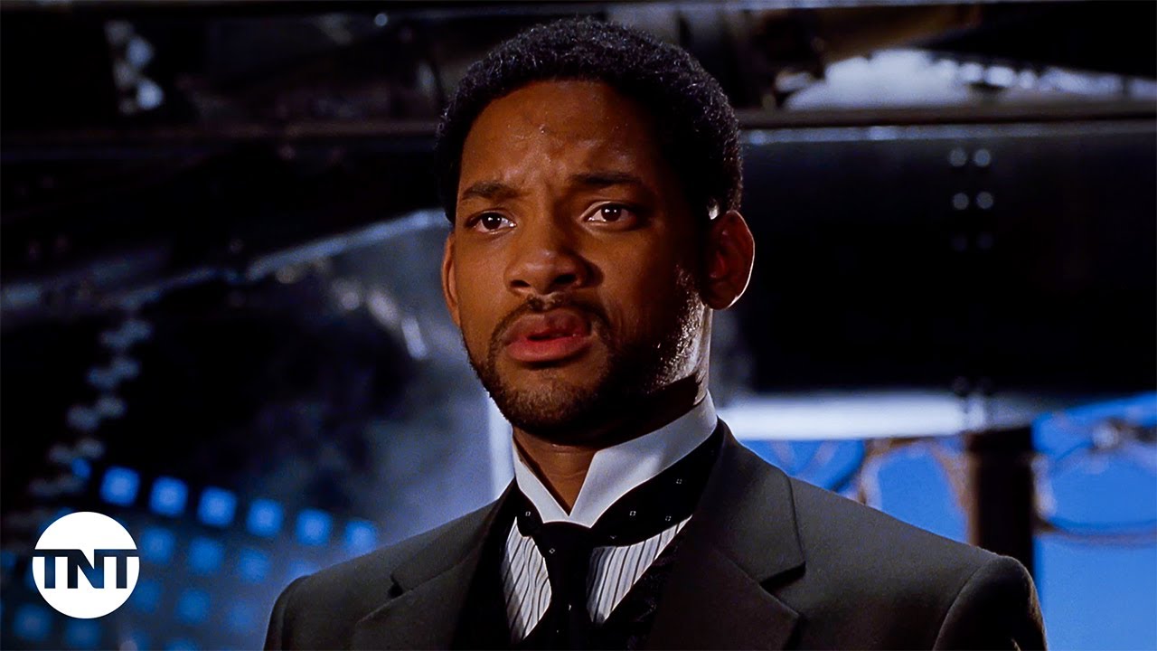 Jim West (Will Smith) Fights Dr. Loveless [CLIP] | Wild Wild West | TNT