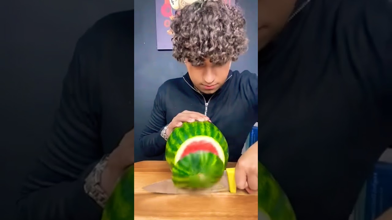 #youtubeshorts #watermelon #t #new #fruiting #fruiting #food #fruts #china #fruts #friut #streetfood