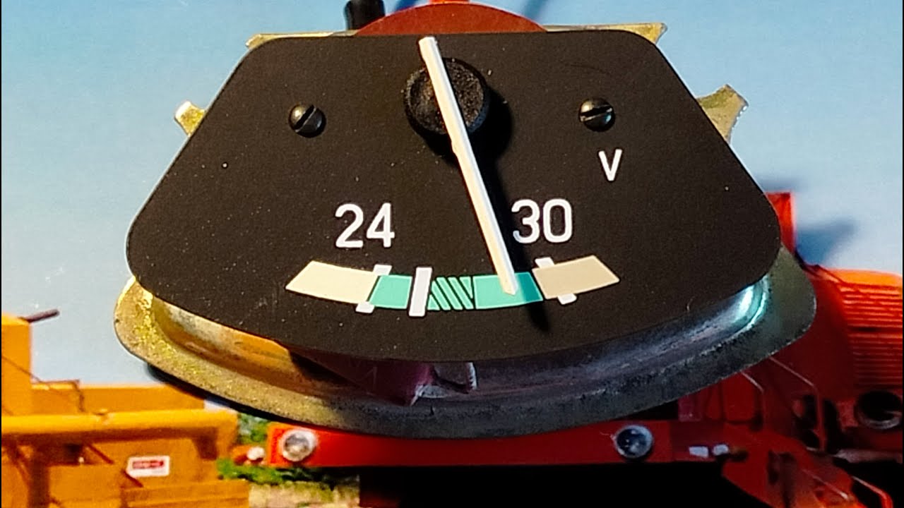 Instalacja elektryczna Bizon - wskaźnik napięcia ładowania 24V-30V