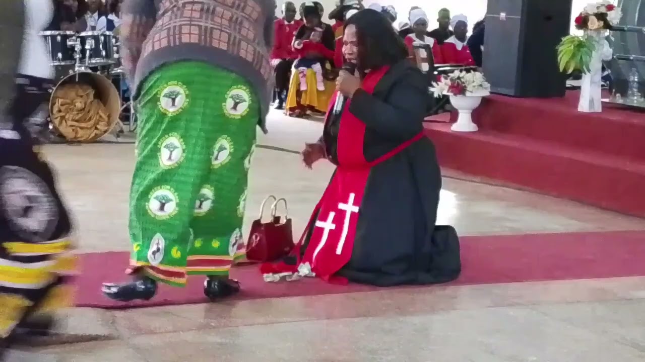 Tamwakanshe neka. Rev Karen