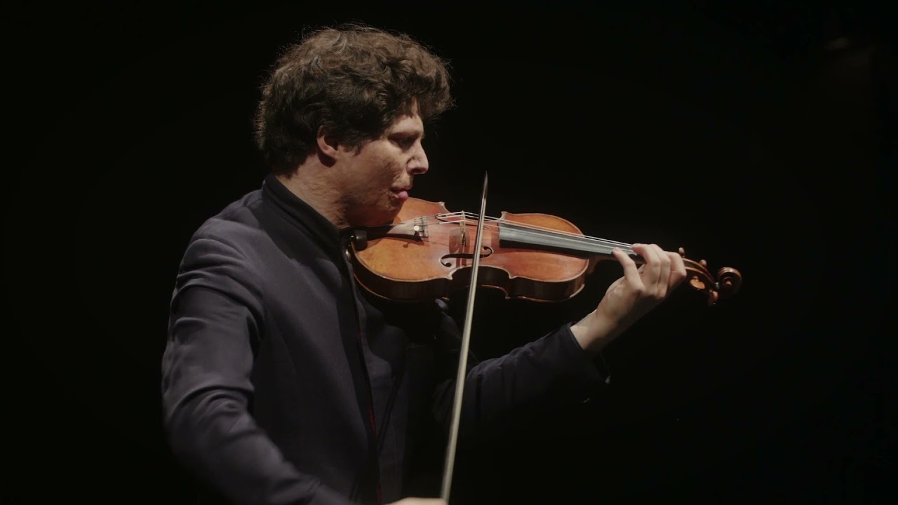 Augustin Hadelich plays Bach Sarabande from Partita no. 2 (Live November 2021)