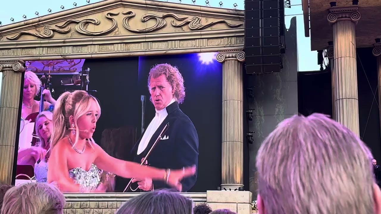 Spectacular! Emma Kok sings the Earth Song with André Rieu live at Vrijthof Maastricht 2025