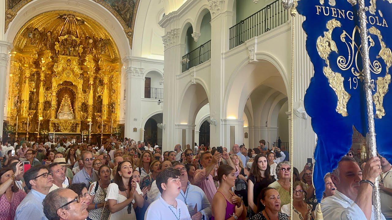 Salida de la Ermita del Rocío de la Real Hermandad de Fuengirola