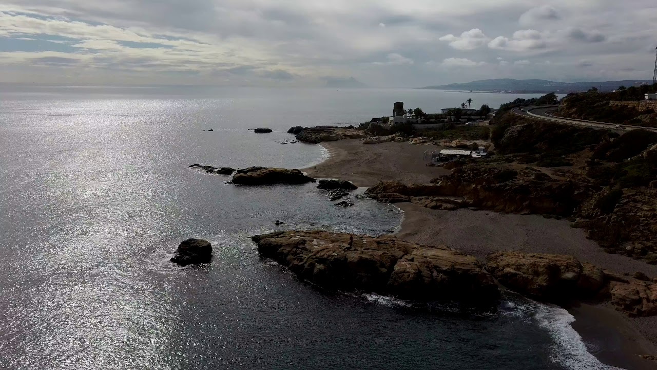 Playa del Toro, en Manilva (Málaga - Costa del Sol)