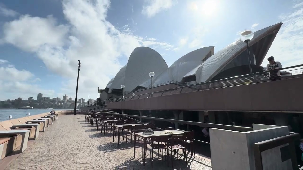 Harbour Bridge view in Sydney Australia while having our breakfast 🥞 🇦🇺🙏