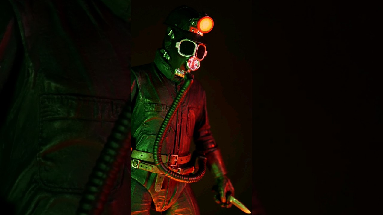 New NECA My Bloody Valentine Ultimate Miner Horror Action Figure 