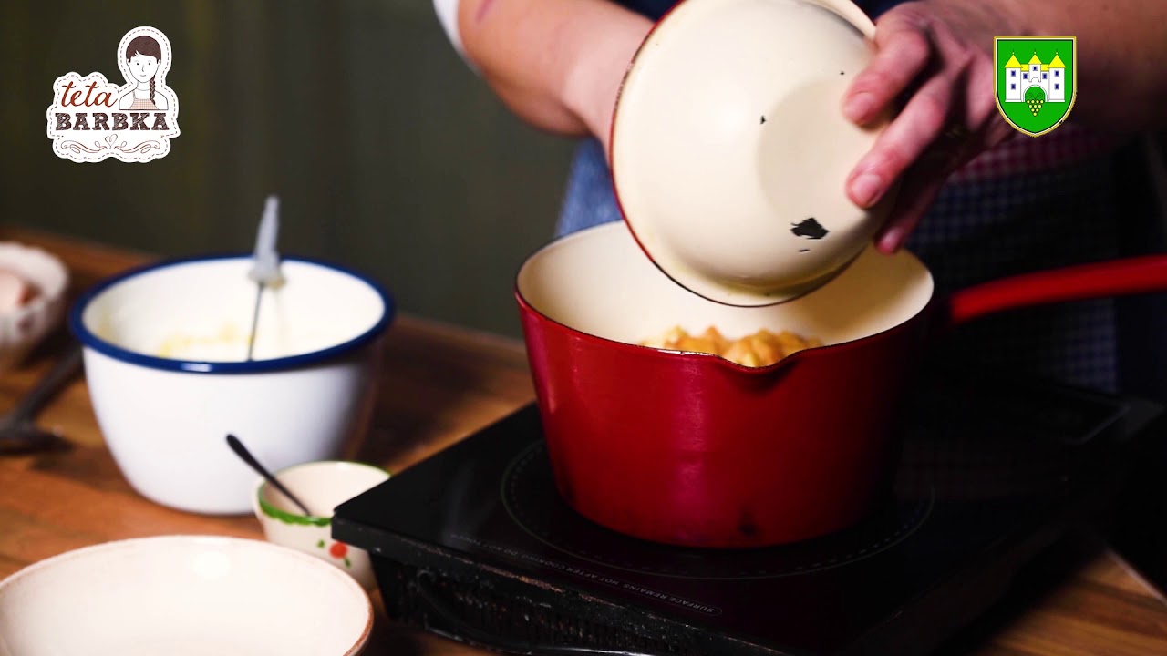 TETA BARBKA - JABOLČNA TORTICA