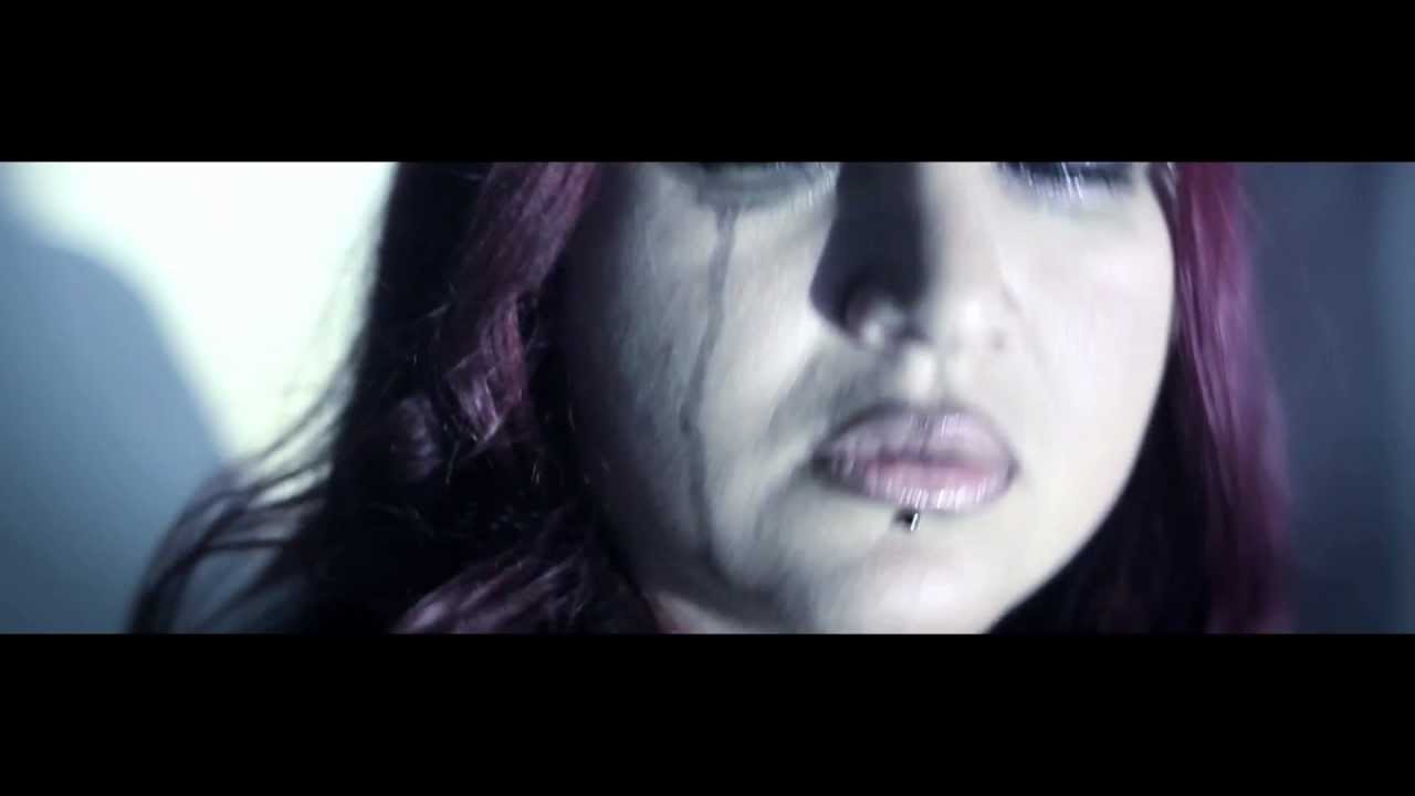 Doll-e Girl 