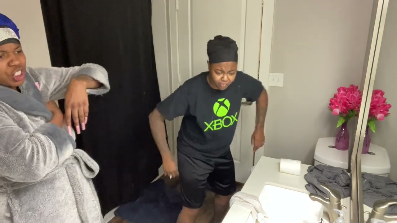 Нанес &laquo;Icy Hot&raquo; на дезодорант моей девушки, розыгрыш!! *Она сошла с ума*