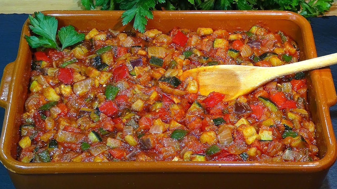 Receta Pisto de verduras, receta de la abuela Espiri (Fritada de verduras). Loli Domínguez. Recetas