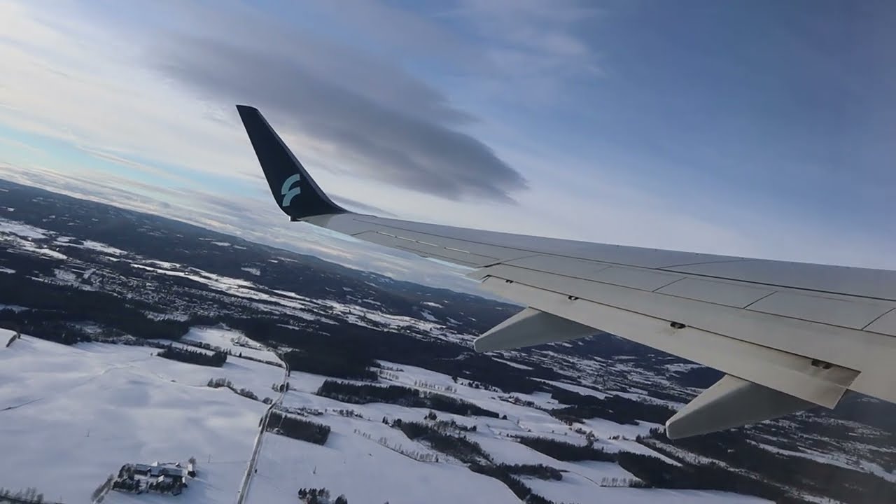 Flyr winter takeoff Oslo
