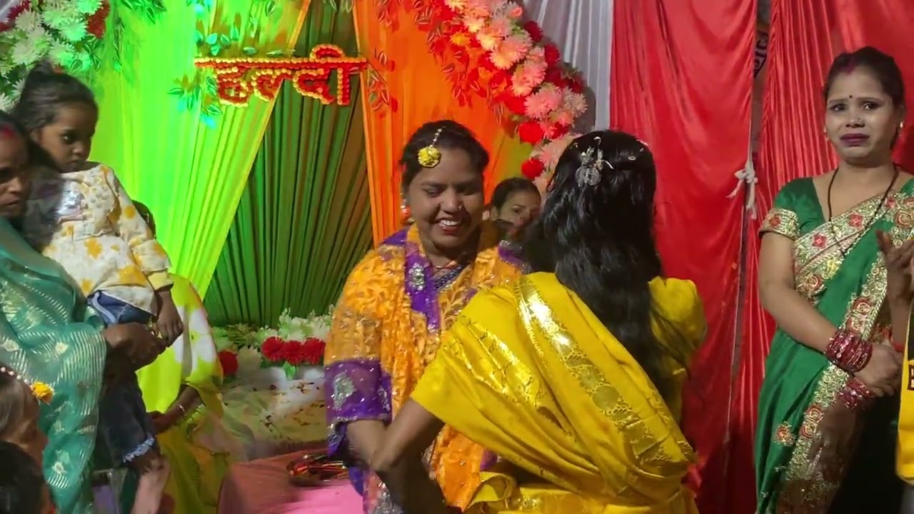 Sister mehndi 