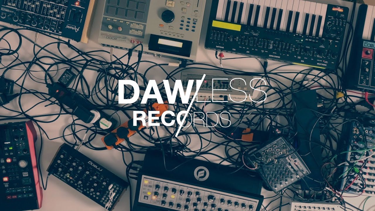 Awe-inspiring Dawless Techno Performance by Various Artists