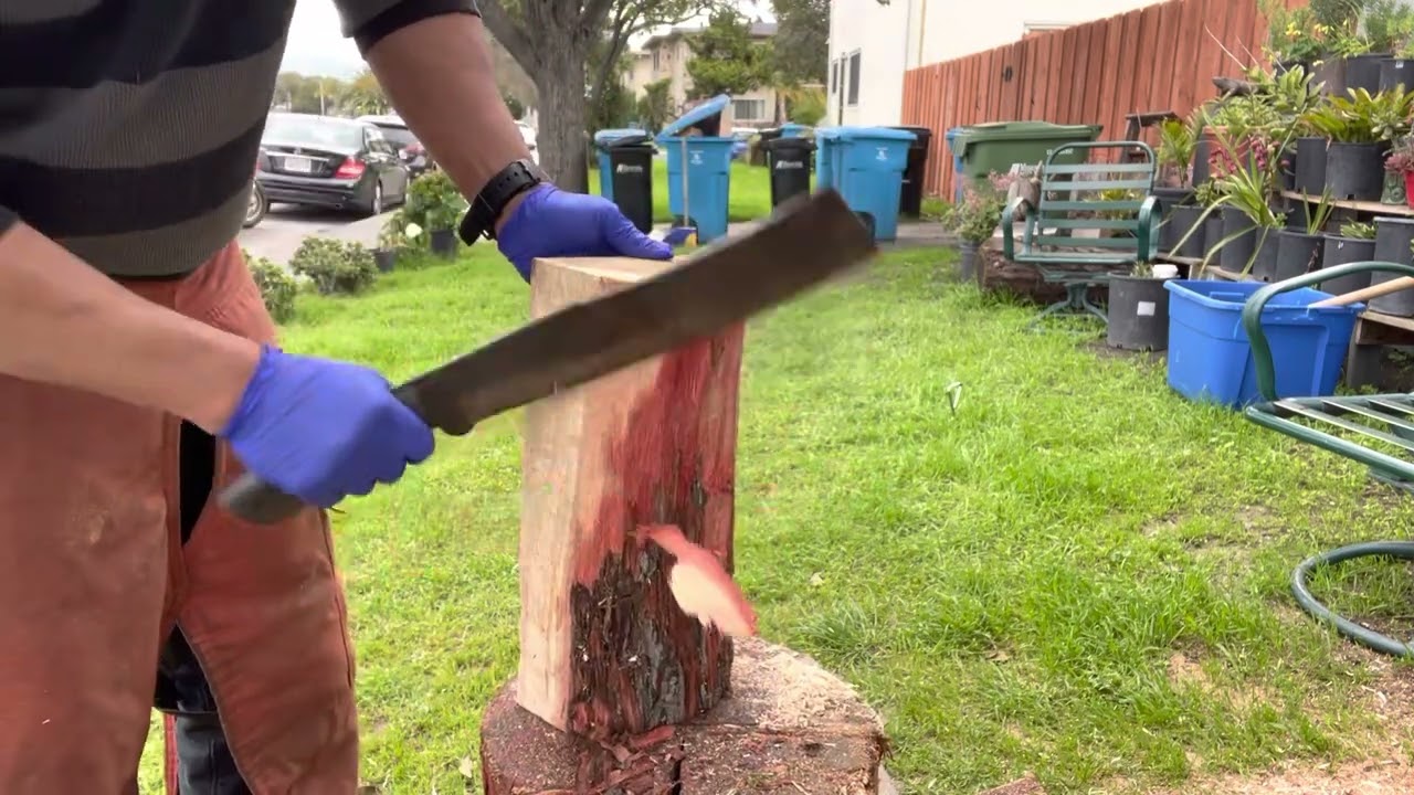 Tiki Carving