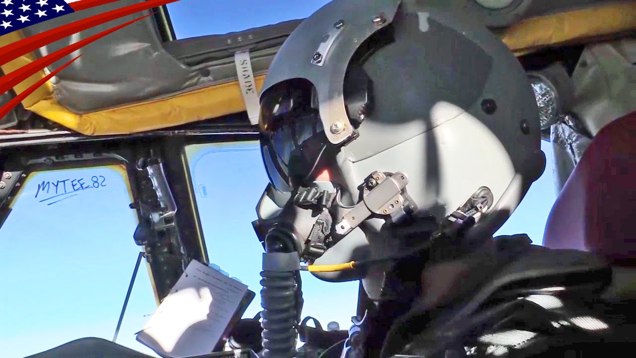B-52 Bombers Cockpit View : Non-Stop Flight from U.S. to Baltic Sea - 成層圏の要塞 B-52爆撃機の飛行コックピット映像