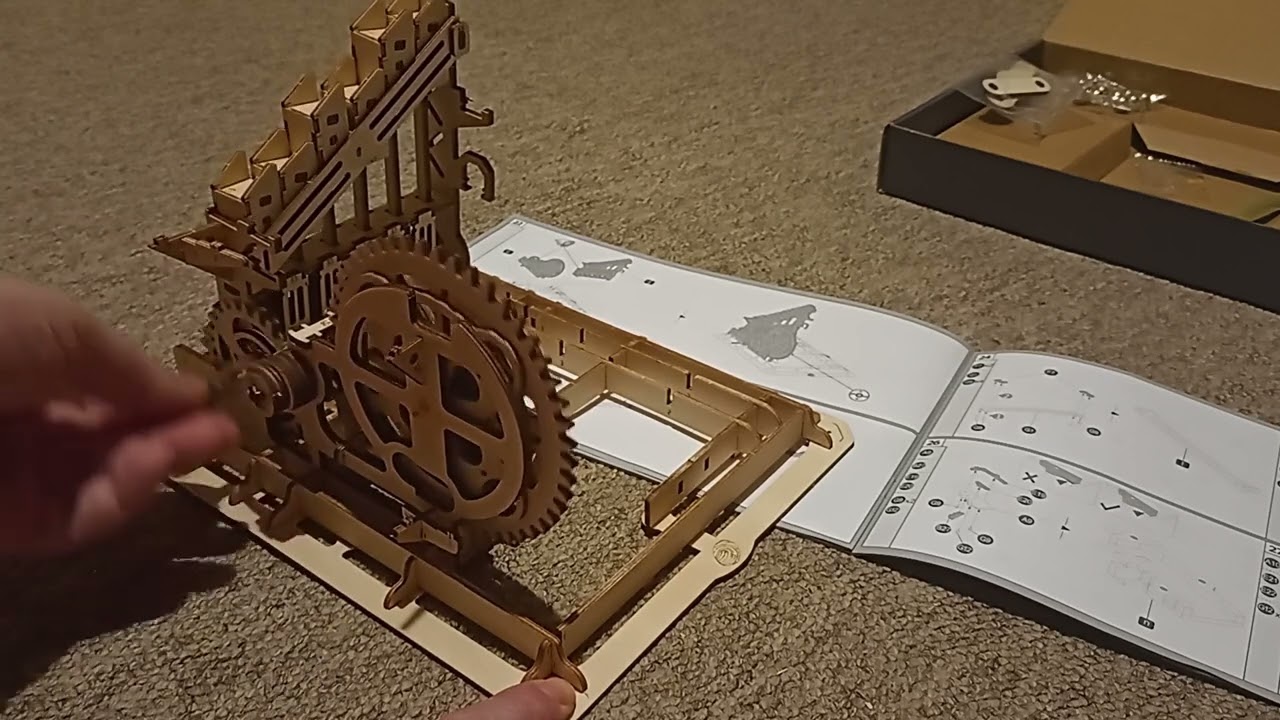 ROKR LG-501 Marble Parkour Assembly Video