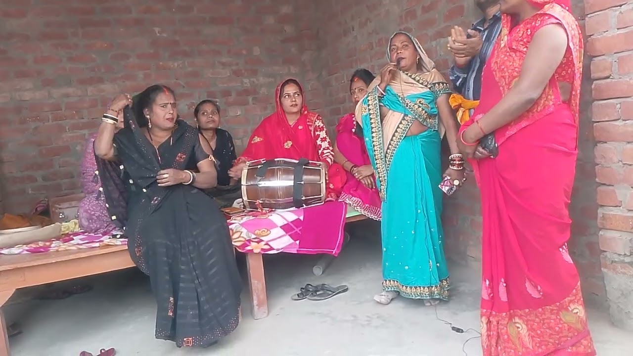 ।।बचपन कीयारी बड़ी प्यारी ।।नाच गीत अनूपा मिश्रा अवधी लोकगीत आप लोग जरूर सुने