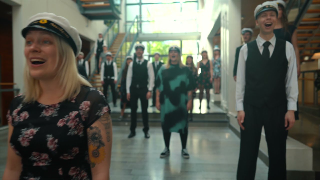 Den blomstertid nu kommer