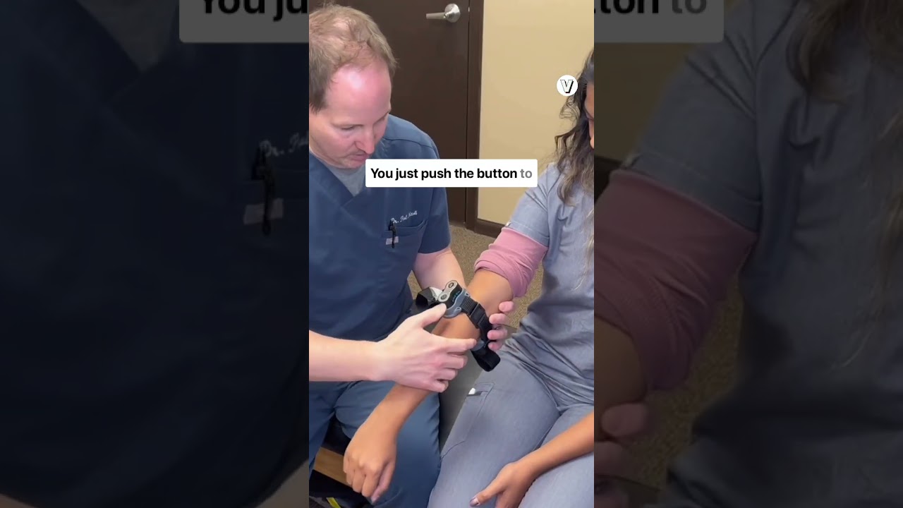 Red Light Therapy for Elbow Pain and Injury