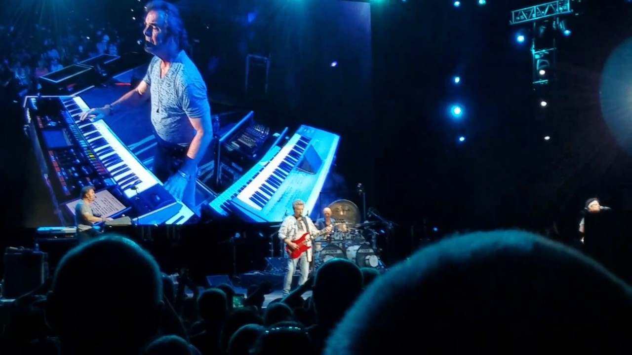 Journey - Don't Stop Believin' - live in Noblesville, Indiana 07/23/17